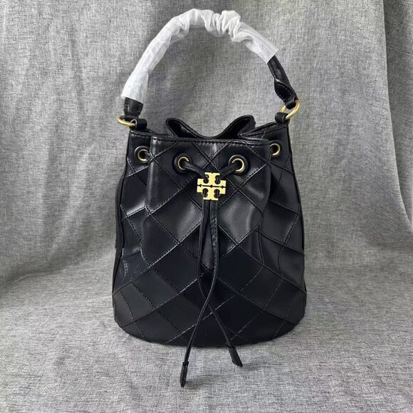 NEW Tory Burch FLEMING SOFT BUCKET BAG In Black - Picture 13 of 13
